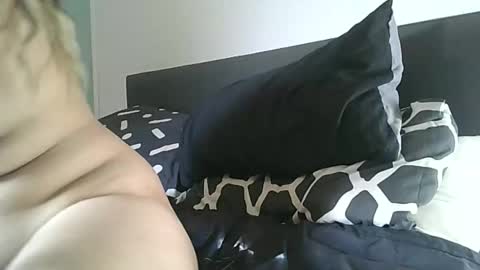 mila_2416 online show from 06-09-26, 03:51