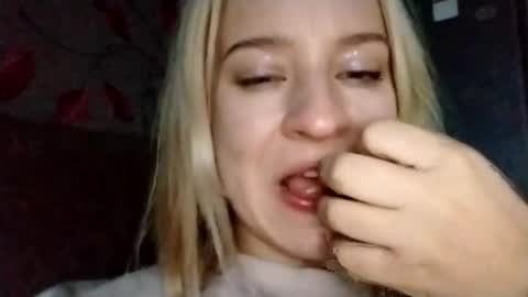 Snapshot of mila_420 chatting on 11-06-25, 03:51 Mila 420 online show from 11-06-25, 03:51