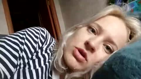 Mila 420 online show from 04-28-26, 05:45