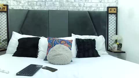 mila_adamss online show from 03-05-25, 11:28