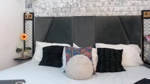 mila_adamss online show from 11-01-25, 10:39