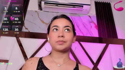 Snapshot of mila_clum chatting on 11-21-25, 06:50 Camila online show from 11-21-25, 06:50