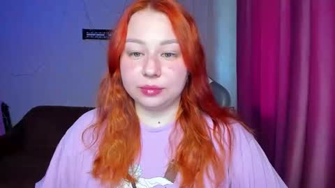 Mila shy sensual person  online show from 09-19-25, 08:16