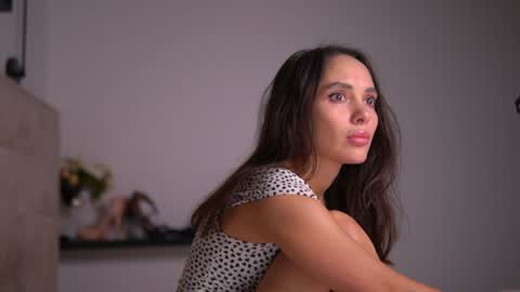 Snapshot of mila_may_ chatting on 01-23-25, 03:05 mila may online show from 01-23-25, 03:05