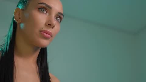 Snapshot of mila_may_ chatting on 10-20-25, 10:54 mila may online show from 10-20-25, 10:54