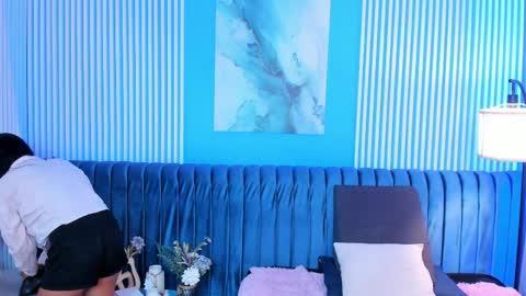 Mila and samy online show from 04-04-26, 01:41