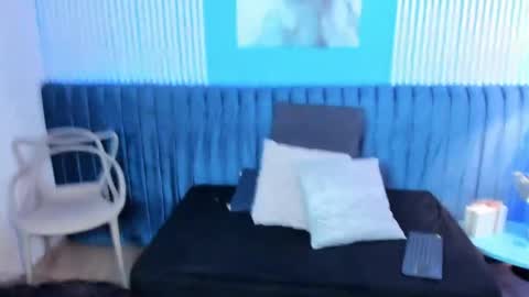 Mila and samy online show from 04-19-26, 06:10