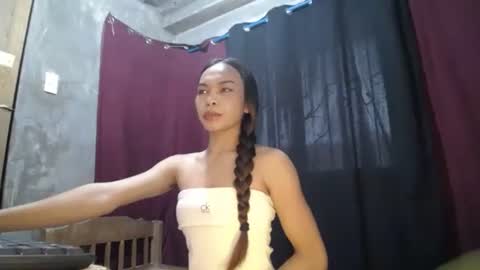 Snapshot of mila_seductressxx chatting on 05-23-26, 12:49 mila_seductressxx online show from 05-23-26, 12:49
