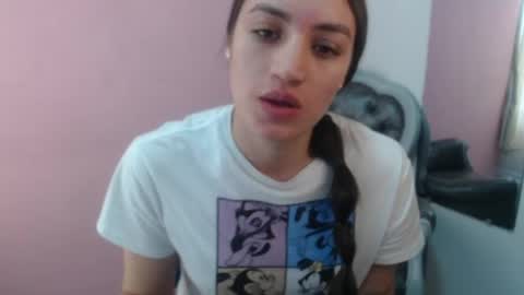 Snapshot of mila_sexy69 chatting on 06-01-26, 02:52 mila_sexy69 online show from 06-01-26, 02:52