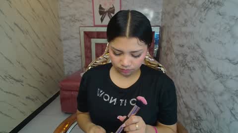 Mila  online show from 01-10-25, 01:09