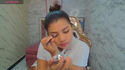 Mila  online show from 02-05-25, 01:11