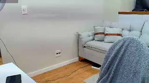 Mila Voz online show from 07-22-26, 11:24
