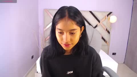 Snapshot of milaa_star chatting on 02-15-26, 03:25 milaa_star online show from 02-15-26, 03:25