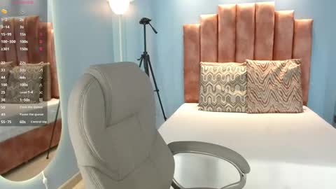 Snapshot of milaa_star chatting on 02-24-26, 03:48 milaa_star online show from 02-24-26, 03:48