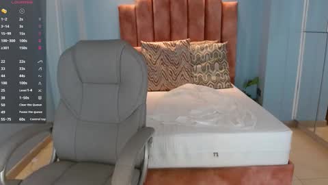 Snapshot of milaa_star chatting on 02-28-26, 03:29 milaa_star online show from 02-28-26, 03:29