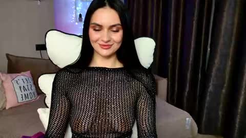 Snapshot of milaasweety chatting on 05-09-26, 06:57 Mila online show from 05-09-26, 06:57
