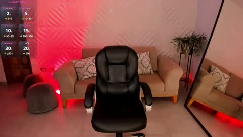 Mila online show from 03-22-26, 11:19