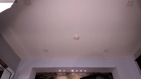 Mila online show from 04-04-26, 03:05