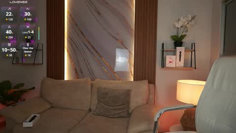 milacrave online show from 10-14-25, 11:44