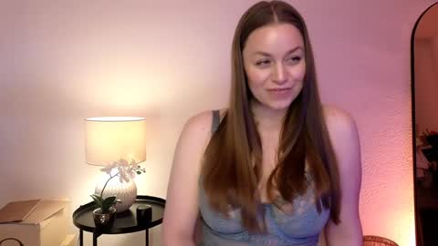 Mila Fleur online show from 01-16-25, 09:05