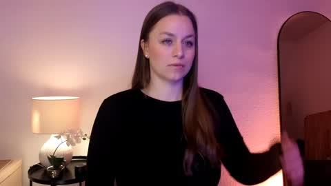 Mila Fleur online show from 01-30-25, 08:32