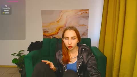 Snapshot of milagroswind chatting on 12-05-25, 12:47 milagroswind online show from 12-05-25, 12:47