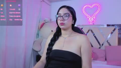 Snapshot of milah_tay chatting on 07-01-26, 11:23 milah_tay online show from 07-01-26, 11:23