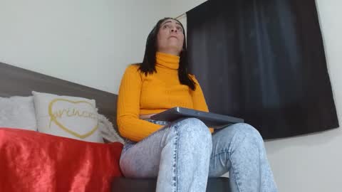 mila online show from 02-11-25, 06:08