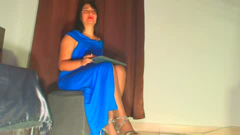 Snapshot of milahot23 chatting on 07-12-26, 12:07 mila online show from 07-12-26, 12:07