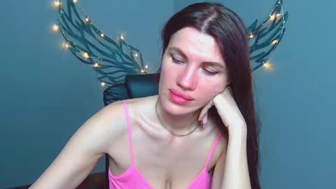 Milaloona online show from 05-30-26, 06:32