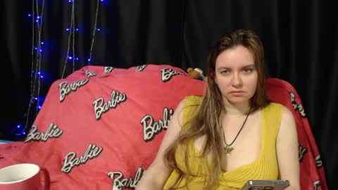Snapshot of milana696969 chatting on 06-14-26, 04:09 MilAna online show from 06-14-26, 04:09