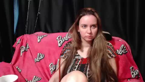 Snapshot of milana696969 chatting on 06-16-26, 03:25 MilAna online show from 06-16-26, 03:25