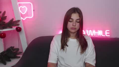 milanaangelas online show from 12-28-24, 10:03