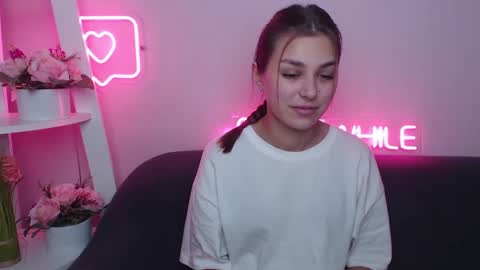 milanaangelas online show from 01-13-25, 05:44