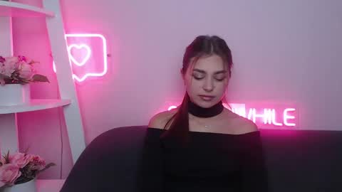 milanaangelas online show from 01-31-25, 05:51