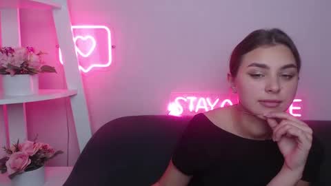 milanaangelas online show from 01-31-25, 08:54