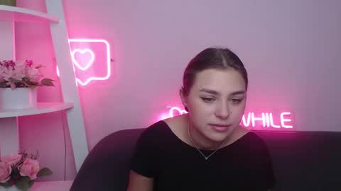 milanaangelas online show from 02-09-25, 05:40