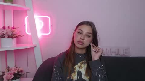 milanaangelas online show from 09-09-25, 07:46