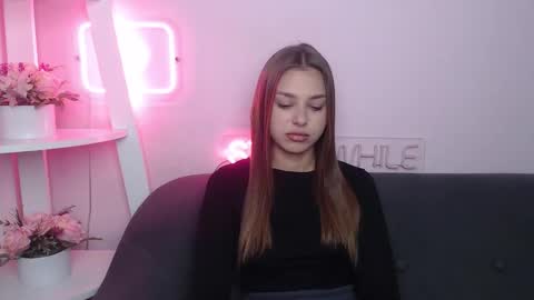 milanaangelas online show from 10-04-25, 05:05