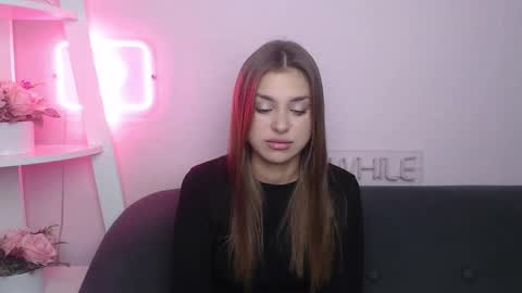 milanaangelas online show from 10-20-25, 07:47