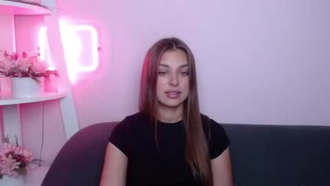 Snapshot of milanaangelas chatting on 07-20-26, 05:00 milanaangelas online show from 07-20-26, 05:00