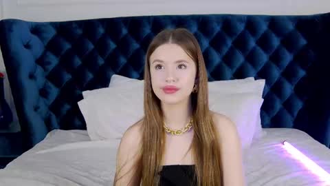 MilanaBalmain online show from 02-09-25, 04:57