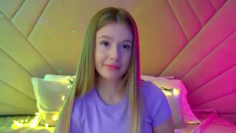 MilanaBalmain online show from 03-08-25, 08:00