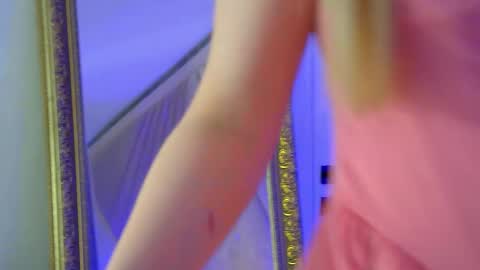 MilanaBalmain online show from 03-10-25, 05:11