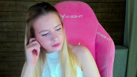 MilanaBalmain online show from 03-02-26, 05:08