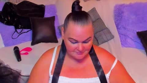 Lana online show from 09-23-25, 08:12