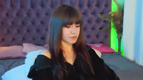 Milana online show from 06-05-26, 06:52