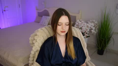 milanamoons online show from 06-29-26, 12:16