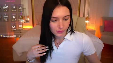 Snapshot of milanamusee chatting on 05-22-26, 01:17 Milana online show from 05-22-26, 01:17