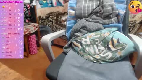 Luna-- link in bio online show from 10-10-25, 04:06